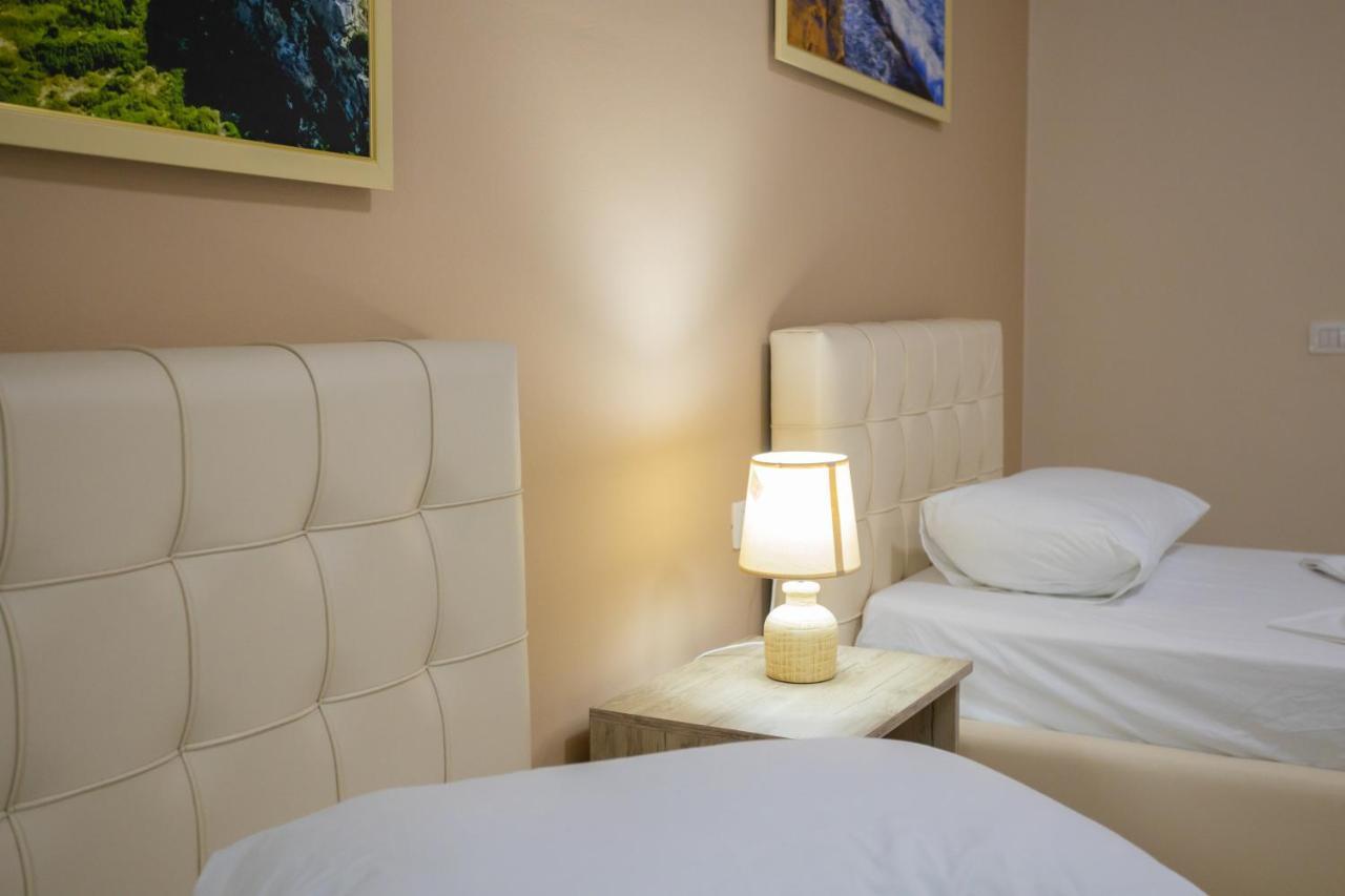 Jordan'S Hotel Wlora Zewnętrze zdjęcie